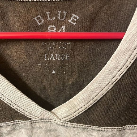 Oregon’s ducks official 2011 BCS championship shirt from the game. Size Large. - Picture 2 of 3